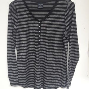 Stripped long sleeved shirt